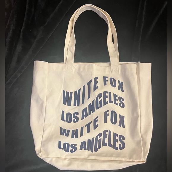 NWT White Fox Tote Bag Los Angeles RARE - Picture 1 of 3